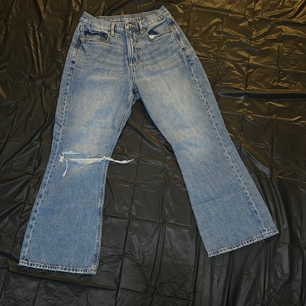 American Eagle size 6 short.